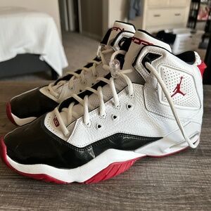 Nike Air Jordan B Loyal Basketball Shoes